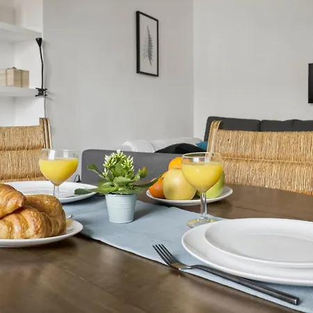Apartment Studio Place Des Vosges - Cityapartmentstay Paris